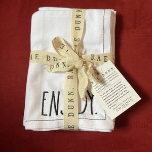 RAE DUNN EMBROIDERED NAPKINS
